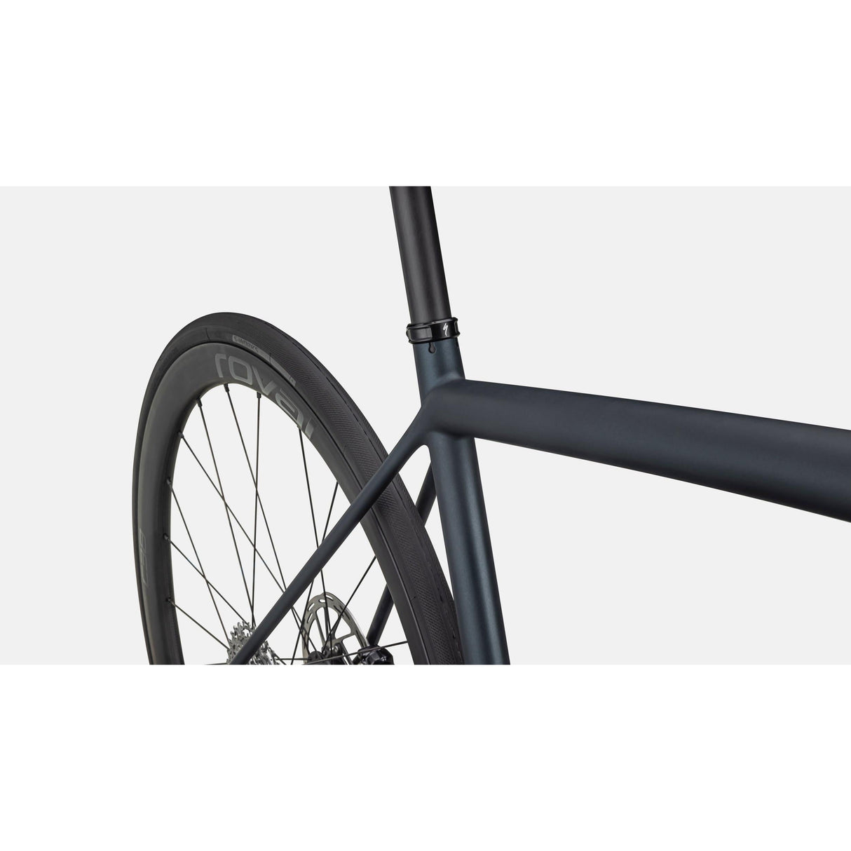 Aethos Expert Road Bike (2023)