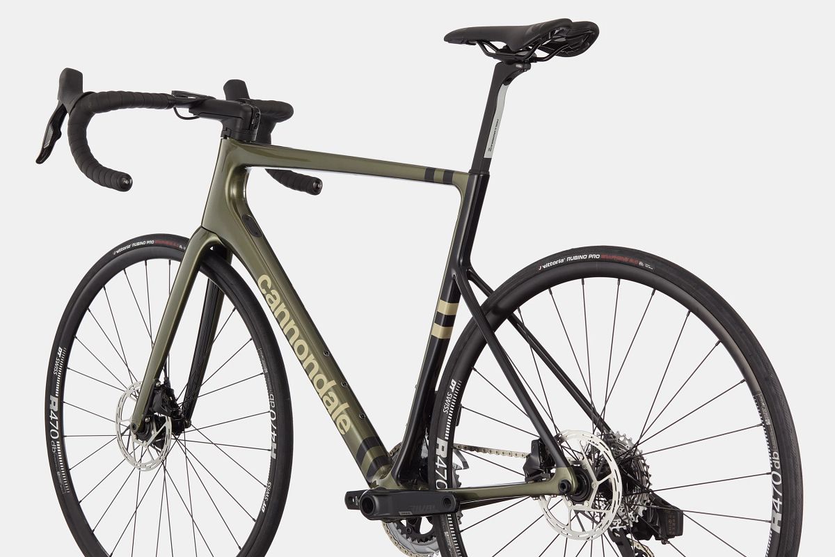Cannondale SuperSix EVO Carbon Disc Rival AXS