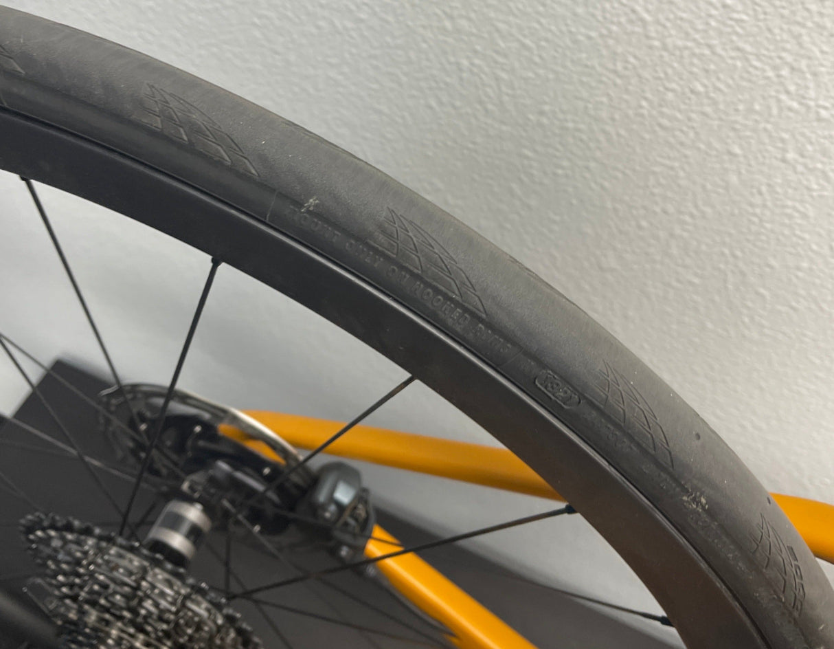 Roadmachine 01 Force AXS (Custom)