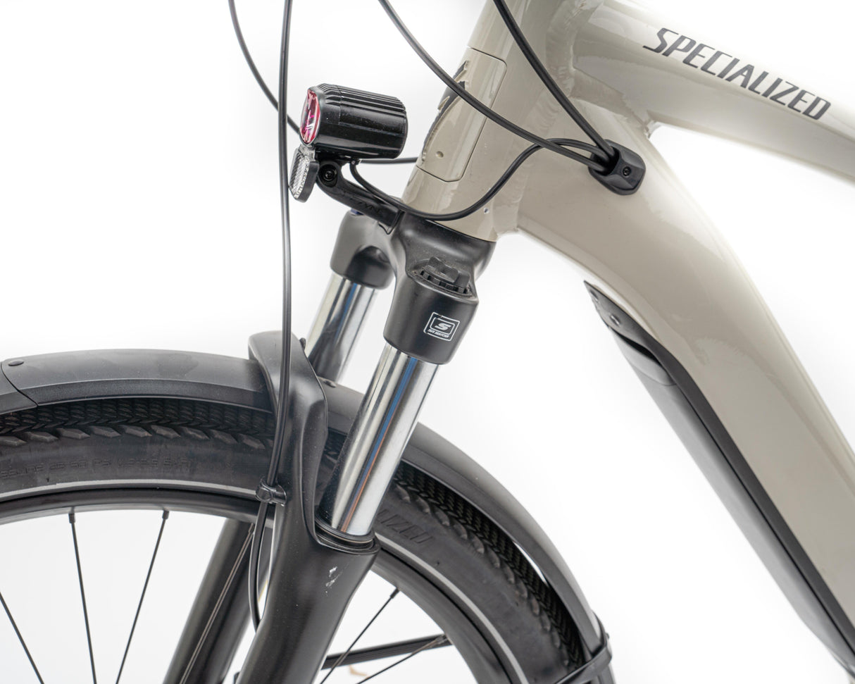 2022 Specialized Vado 3.0 Whtmtn/Blkrefl L
