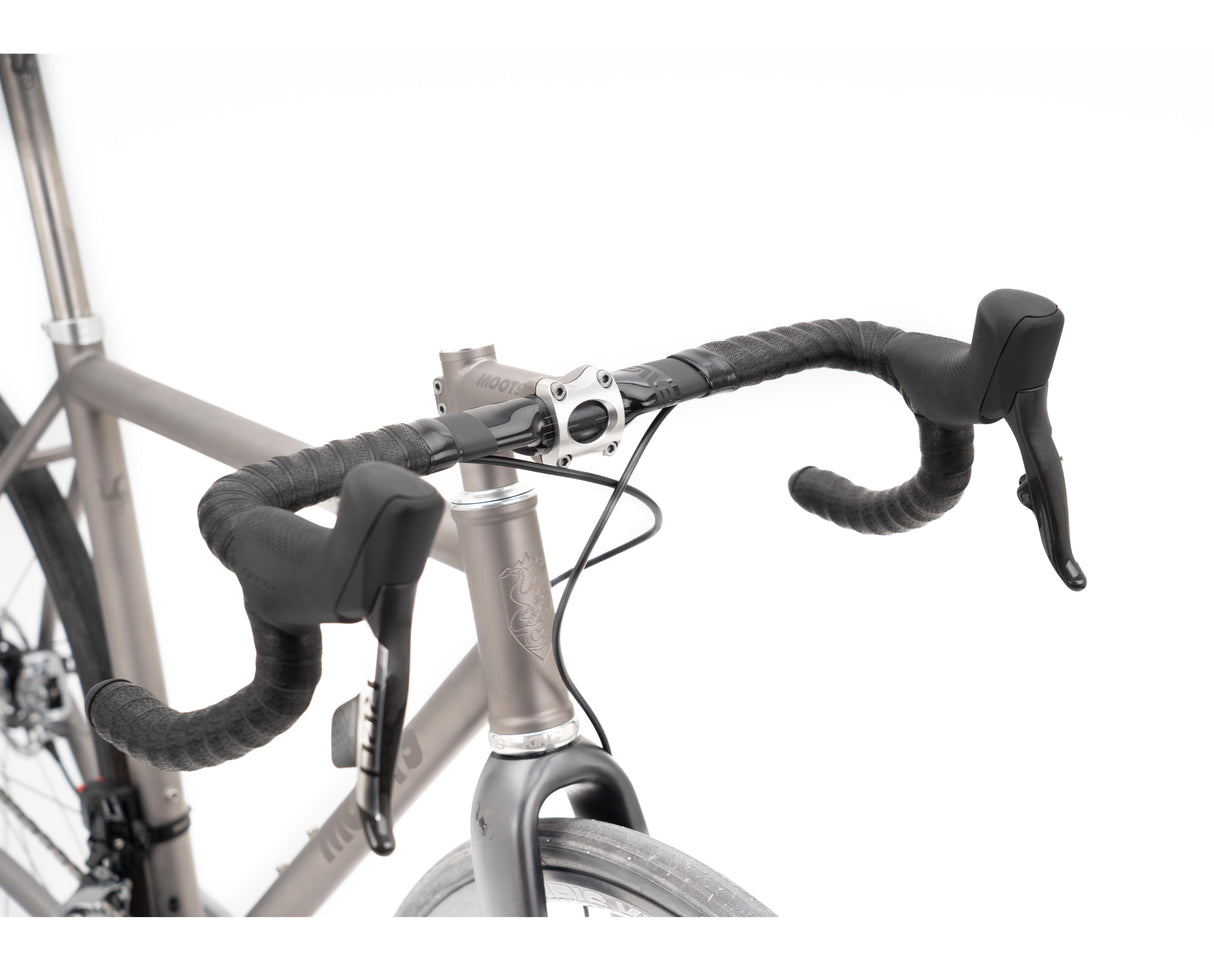 Moots Vamoots RCS Red eTap AXS HRD 52