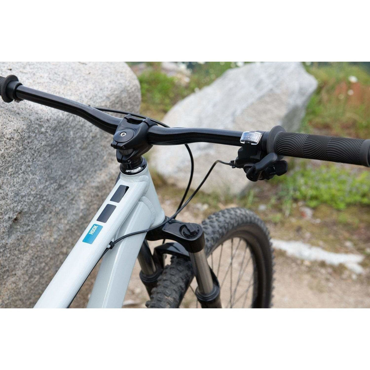 Hook - 27.5" Mountain Bike